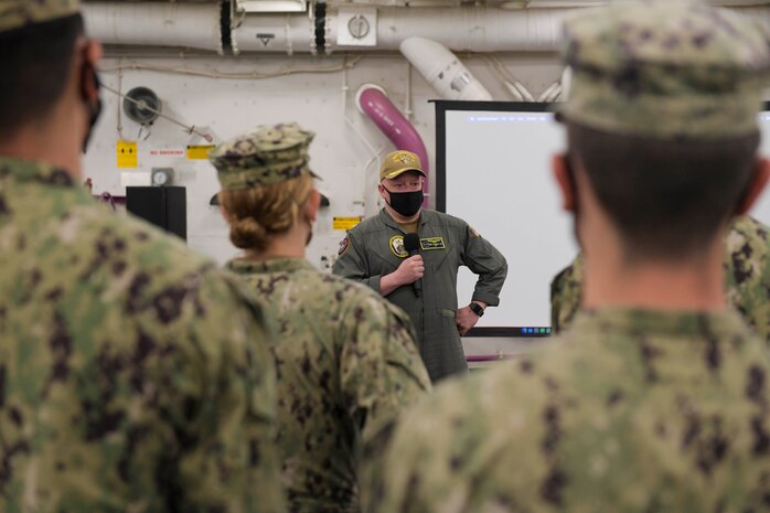 Midshipmen visit the San Antonio-class amphibious transport dock ship USS Arlington (LPD 24), April 11. 180 midshipmen from the United States Naval Academy (USNA) visited Naval Station Norfolk, April 10-11. This is the first of several fleet orientation weekends in April which will introduce more than 500 midshipmen to the surface and amphibious warfare force. (U.S. Navy photo by Mass Communication Specialist 2nd Class Jacob Milham/Released)