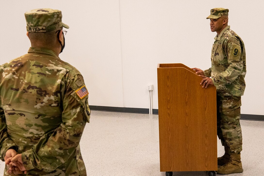 Chicagoland Army Reserve unit welcome new commander