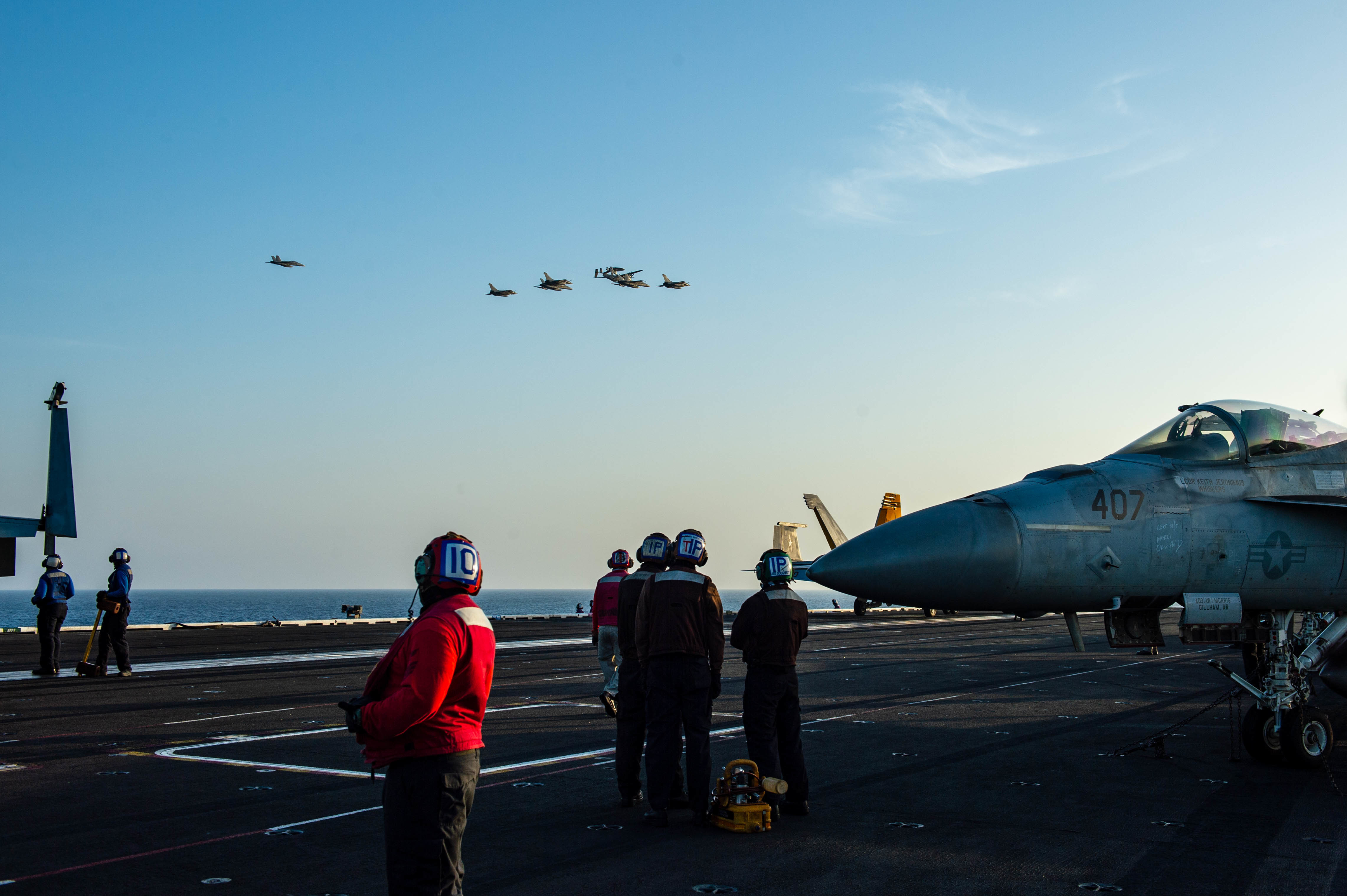 U.S., French Carrier Strike Groups Conduct Dual Carrier Operations in