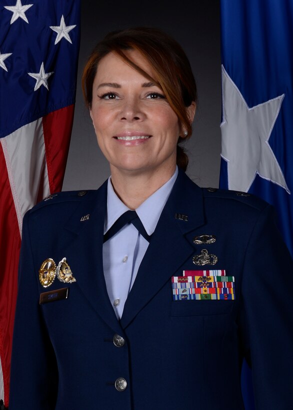 Official photo of Brig. Gen. Tracy Smith.