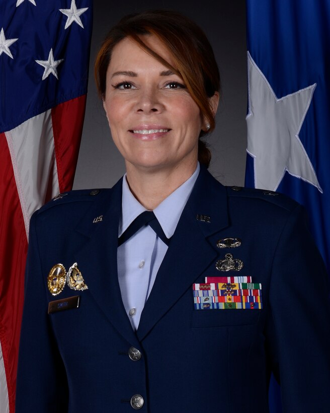 Official photo of Brig. Gen. Tracy Smith.