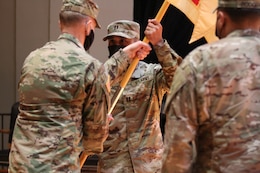 new commander accepts guidon
