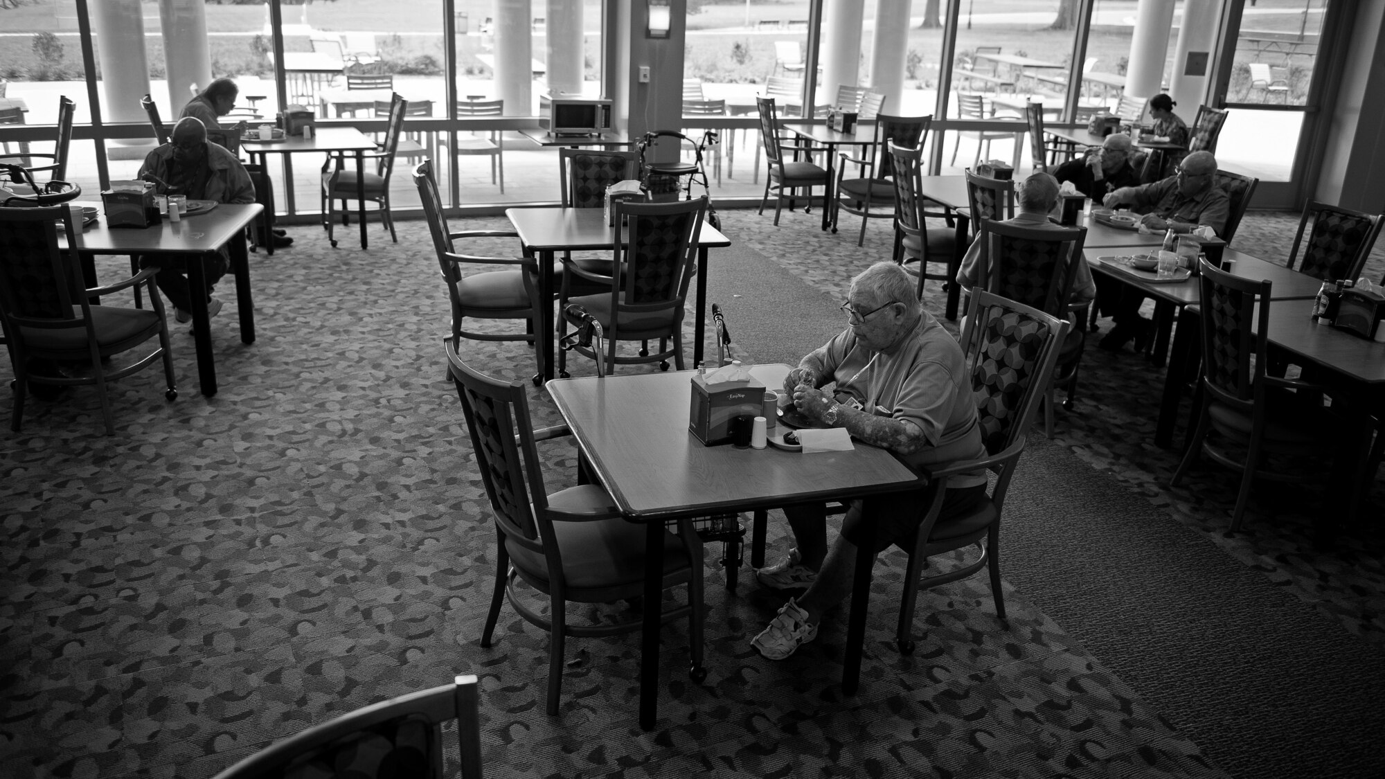 After Bill Castle finishes his morning activities at the Armed Forces Retirement Home, he goes to lunch, where he often eats alone. (U.S. Air Force photo/Staff Sgt. Andrew Lee)