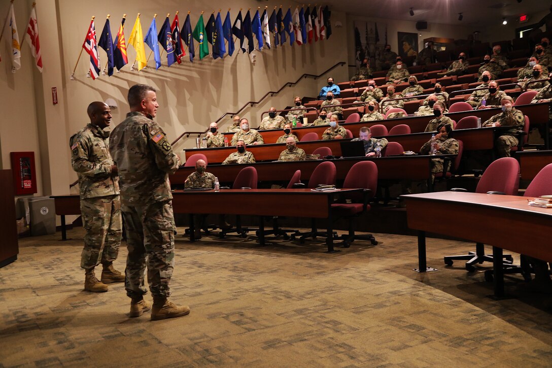 88th Readiness Division HHC Conducts Extremism Stand-down