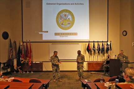 88th Readiness Division HHC Conducts Extremism Stand-down