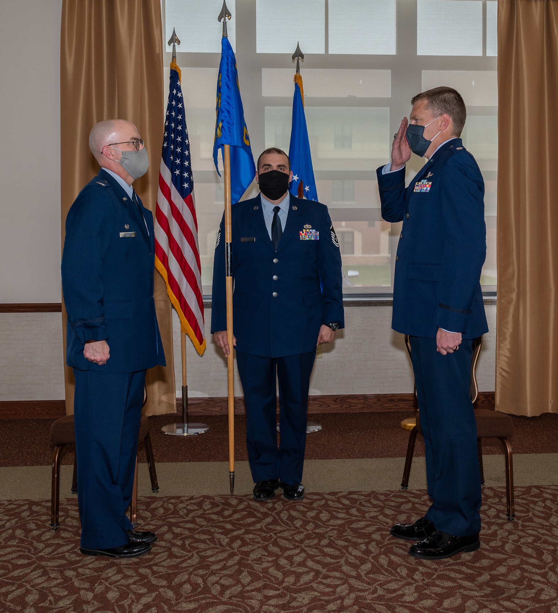 Lt. Col. Lunsford assumes command of 914th Communications Squadron