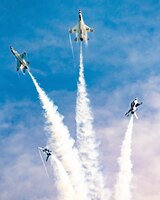 Thunderbirds kick-off 2021 Air Show season in Cocoa Beach