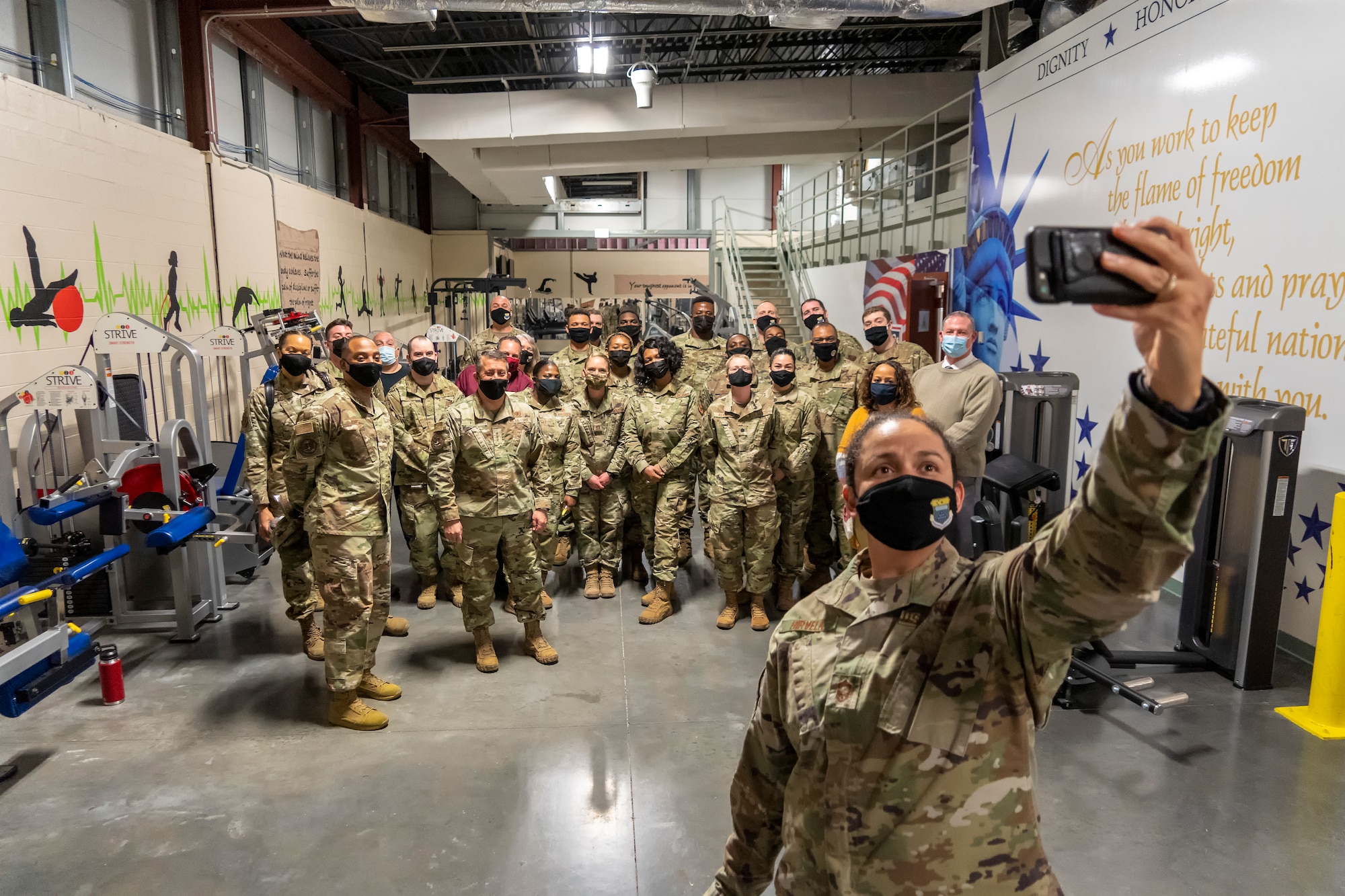 Lt. Gen Kelly visits AFMAO