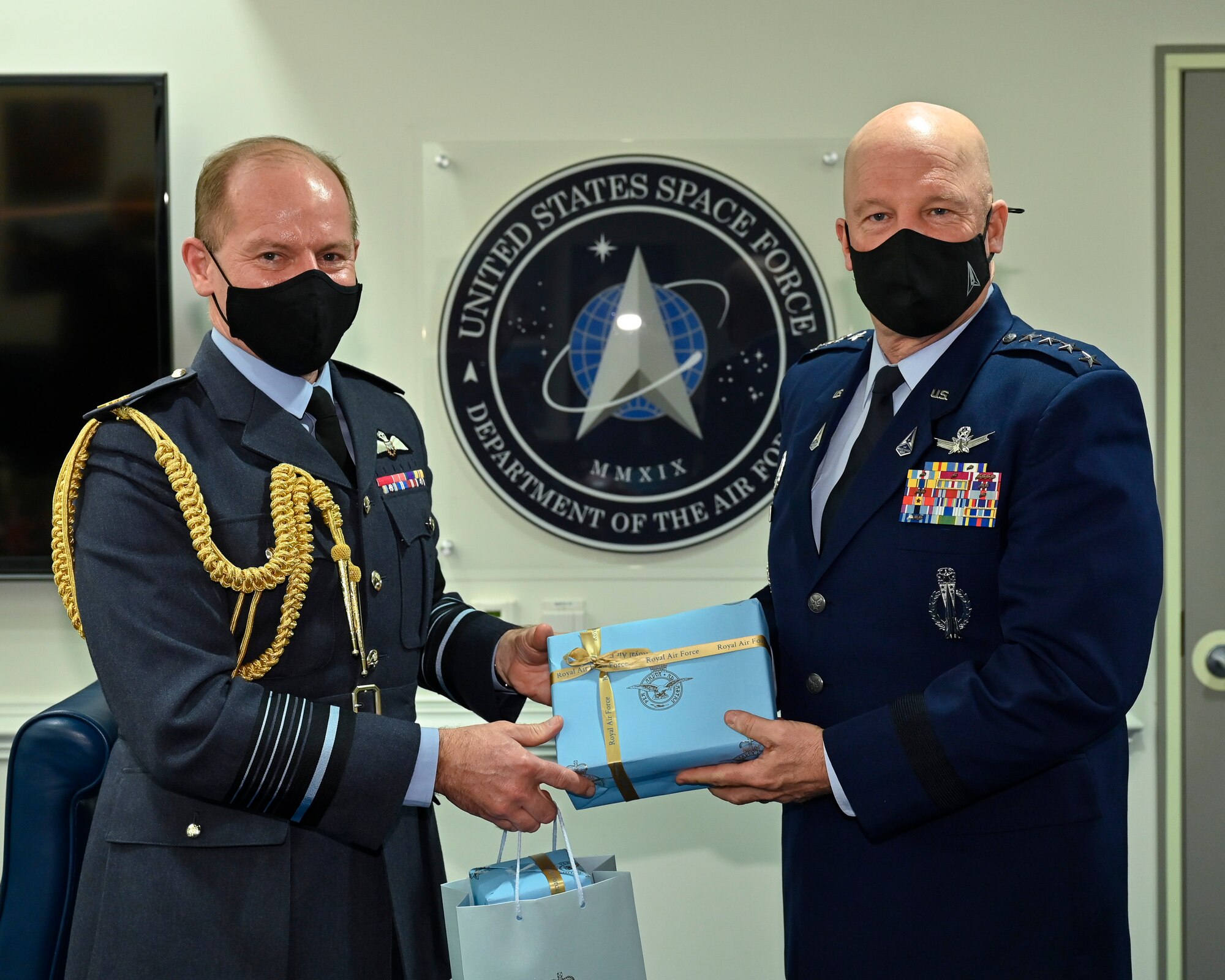 CSAF, CSO meet with ACM Wigston, sign US-UK Shared Vision Statement