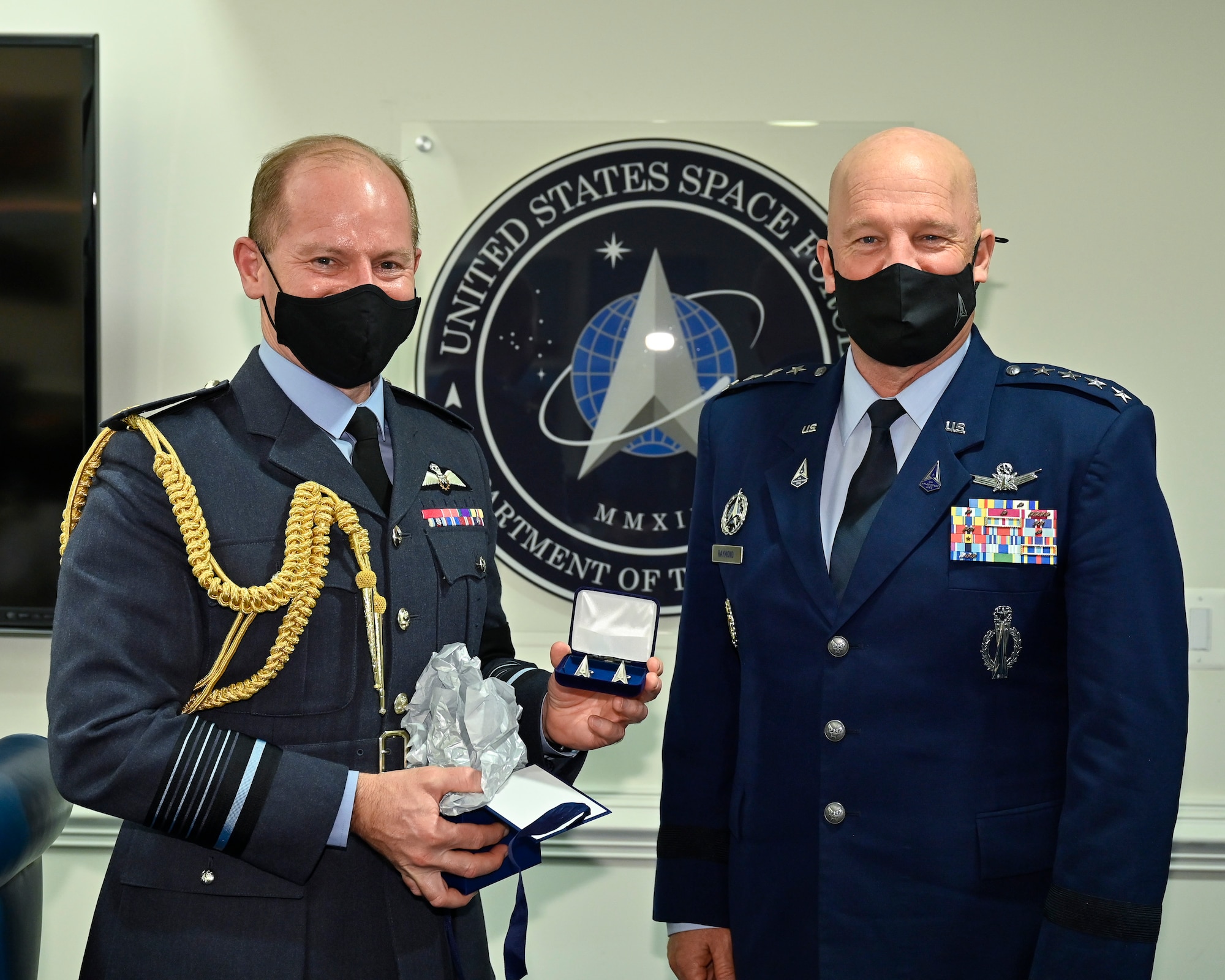 CSAF, CSO meet with ACM Wigston, sign US-UK Shared Vision Statement