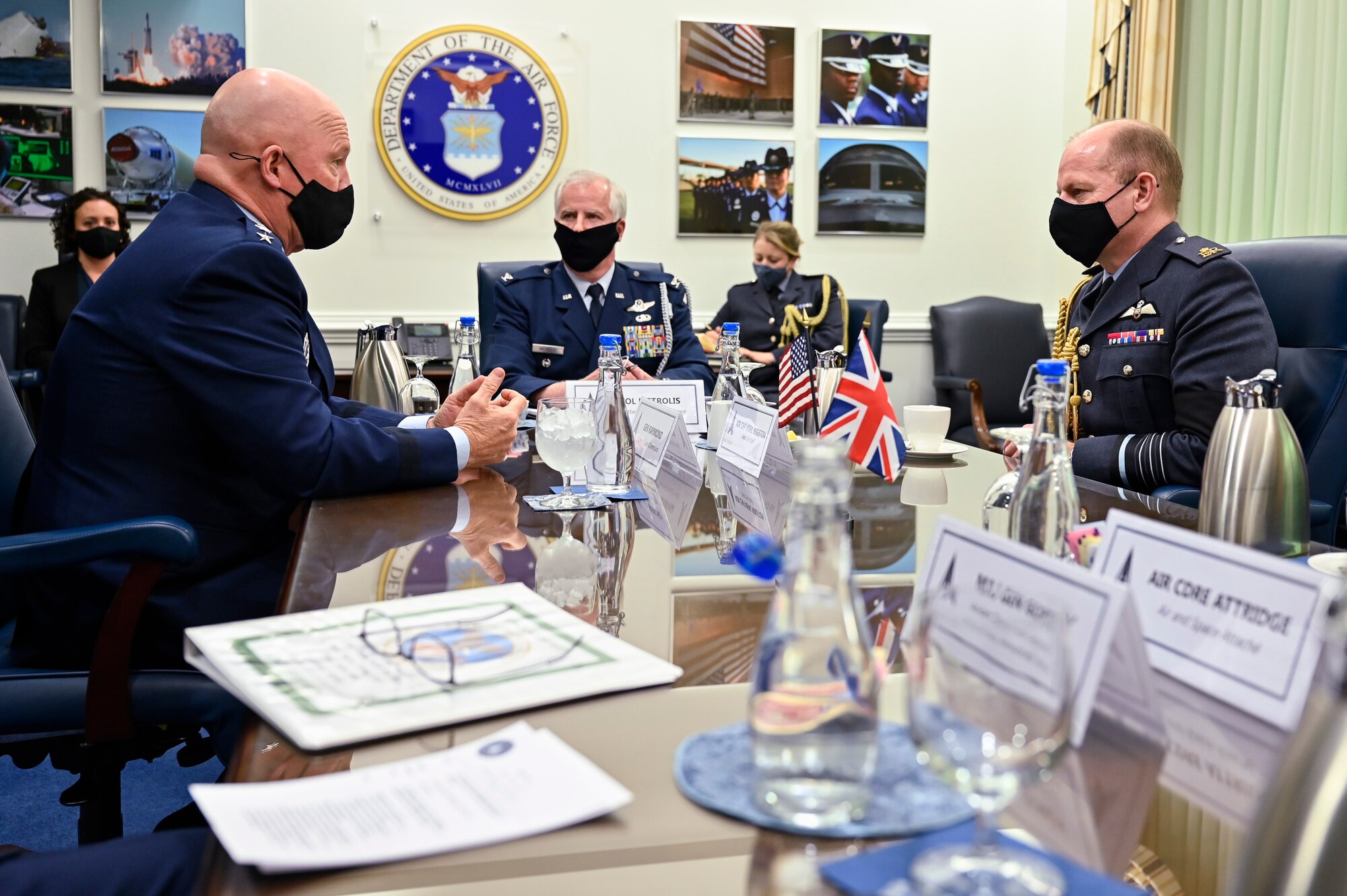 CSAF, CSO meet with ACM Wigston, sign US-UK Shared Vision Statement