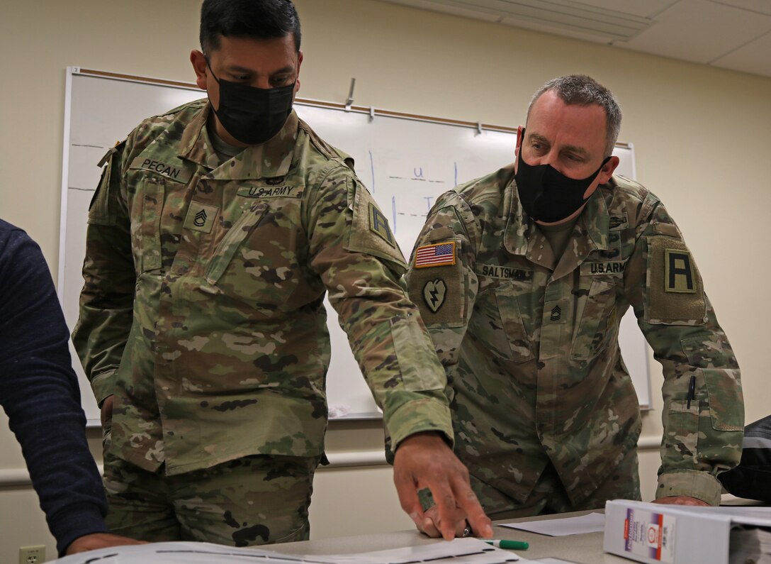 Cold Steel Soldiers use knowledge for unique SHARP training