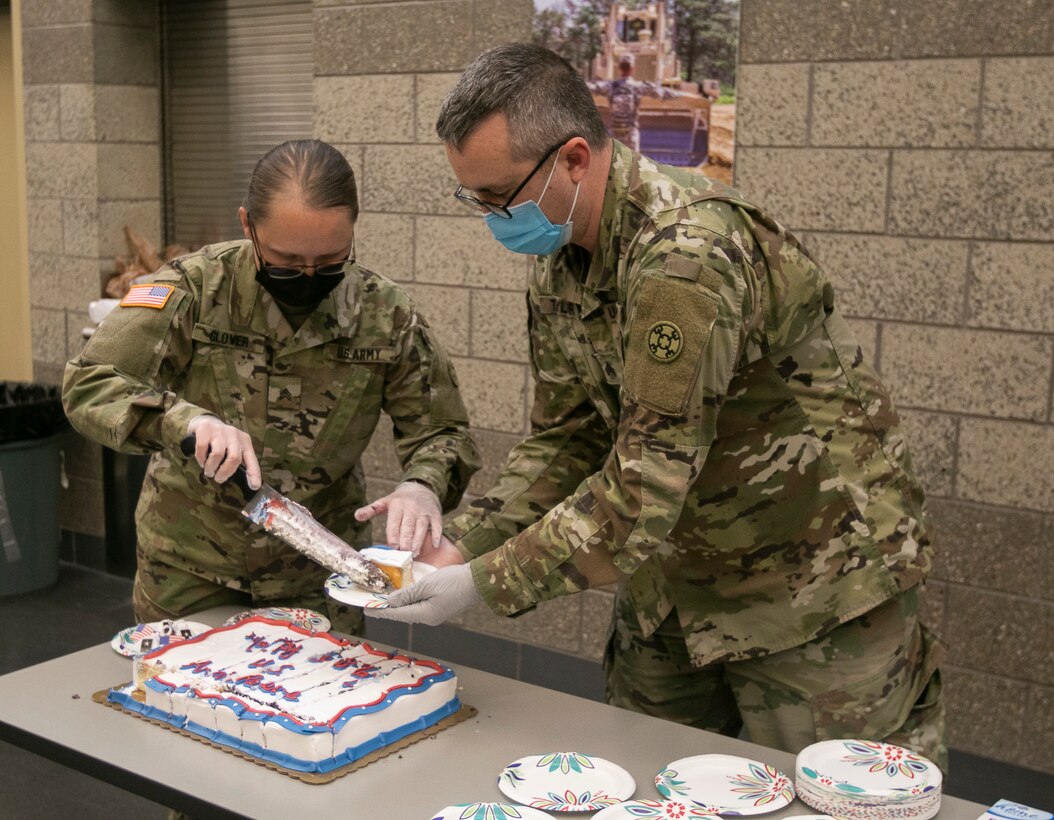 310th ESC Celebrates U.S. Army Reserve 113th Birthday