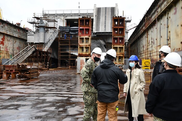 Vice Adm. Gene Black, commander, U.S. Sixth Fleet, visited Rijeka, Croatia, on April 27th to speak with Croatian military leadership and meet with crews of three U.S. Navy ships undergoing lifecycle maintenance at the Viktor Lenac shipyard.