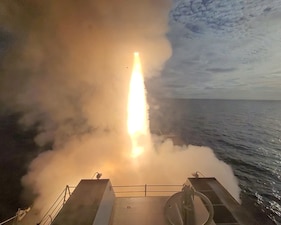 USS John Finn (DDG 113) launches a missile during U.S. Pacific Fleet’s Unmanned Systems Integrated Battle Problem.