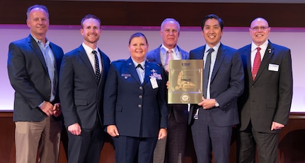 (L to R) Kerry Creager, Phillips 66 Manager Indirect Tax and Bartlesville Veterans Network Local Sponsor; Maj Larry Murray, Phillips 66 Nominator and Oklahoma Air National Guard Officer; Colonel Robin Cavanaugh, Vice Commander, 138th Fighter Wing, Oklahoma Air National Guard; Brian Mandell, Phillips 66 Executive Vice President of Marketing and Commercial; Ben Hur, Phillips 66 Vice President Midstream Commercial and Business Development; Raymond Knapp, Chair, Oklahoma Committee, Employer Support of the Guard and Reserve (photo credit: Phillips 66, Shaan Ahmad)