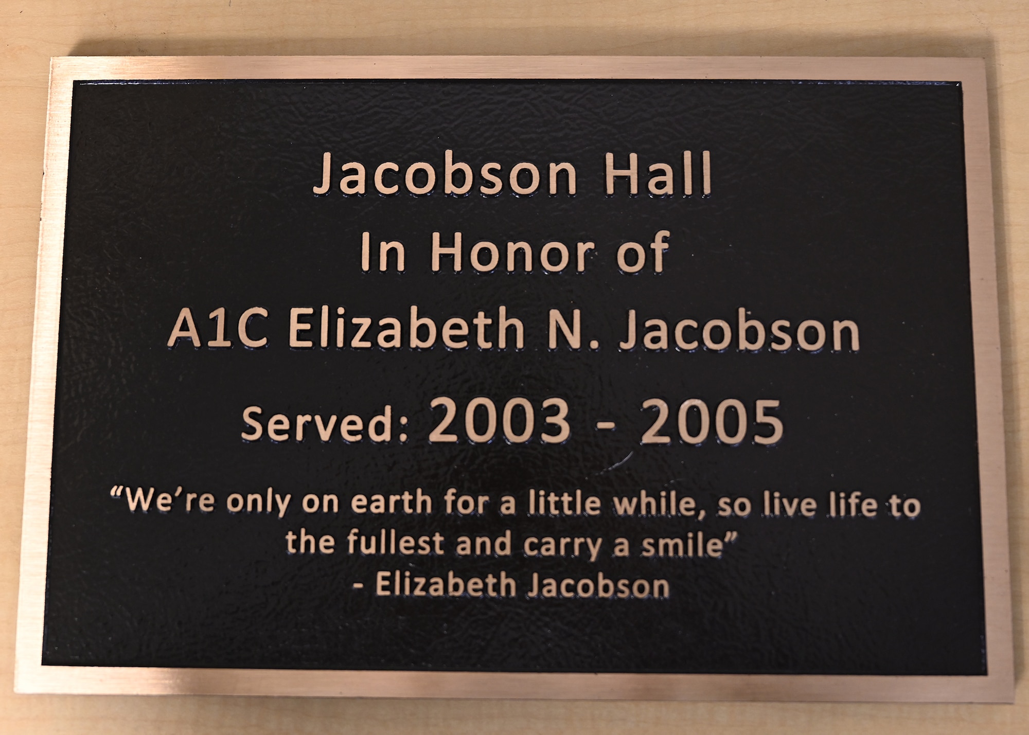 honorific plaque