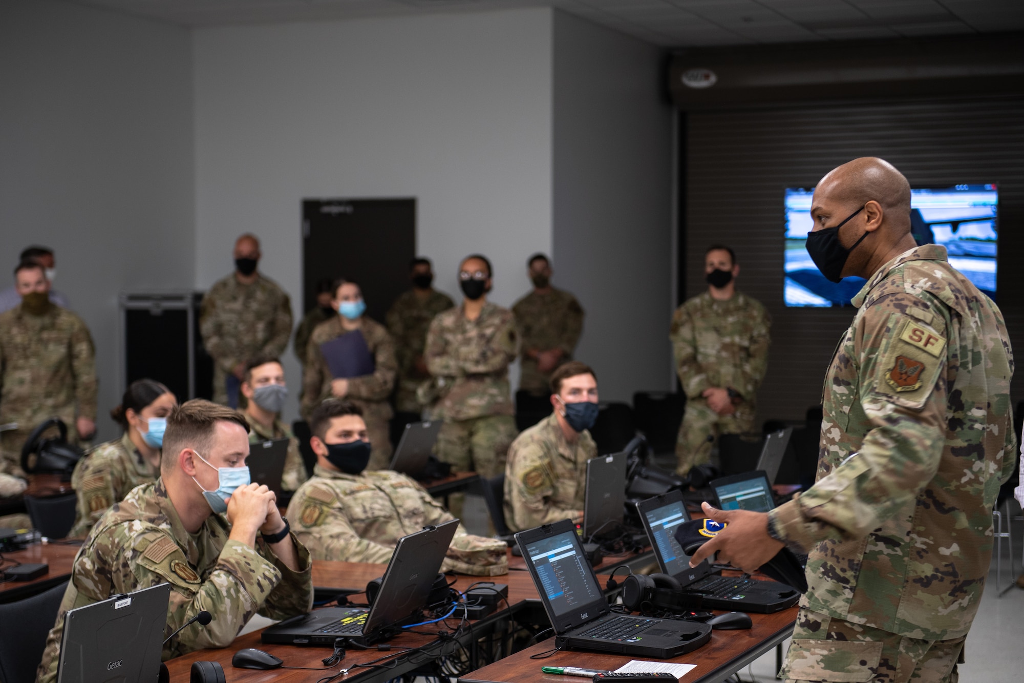 Photo of Air Force leadership talking to Airmen