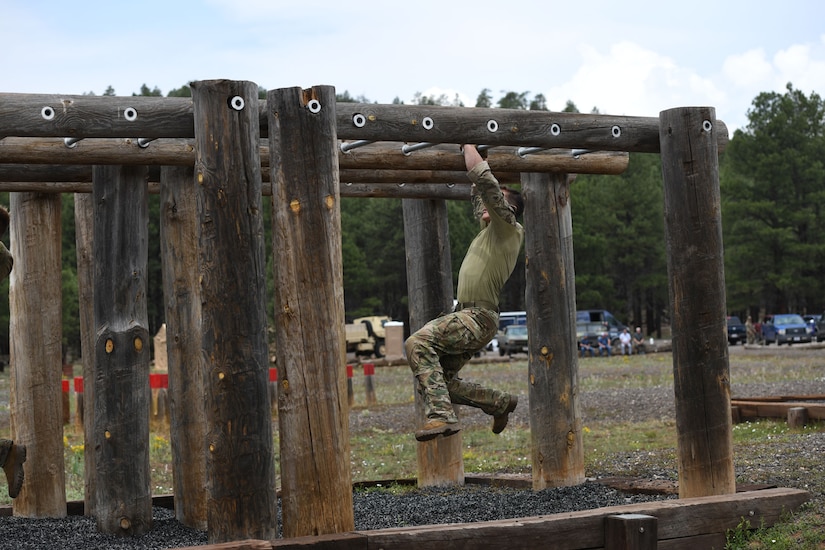 A staff sergeant (name withheld for security) from the 19th Special Forces Group (Airborne) navigates the obstacle course during the U.S. Army National Guard Best Warrior Competition at Camp Navajo Military Reservation, Arizona July 21, 2021.