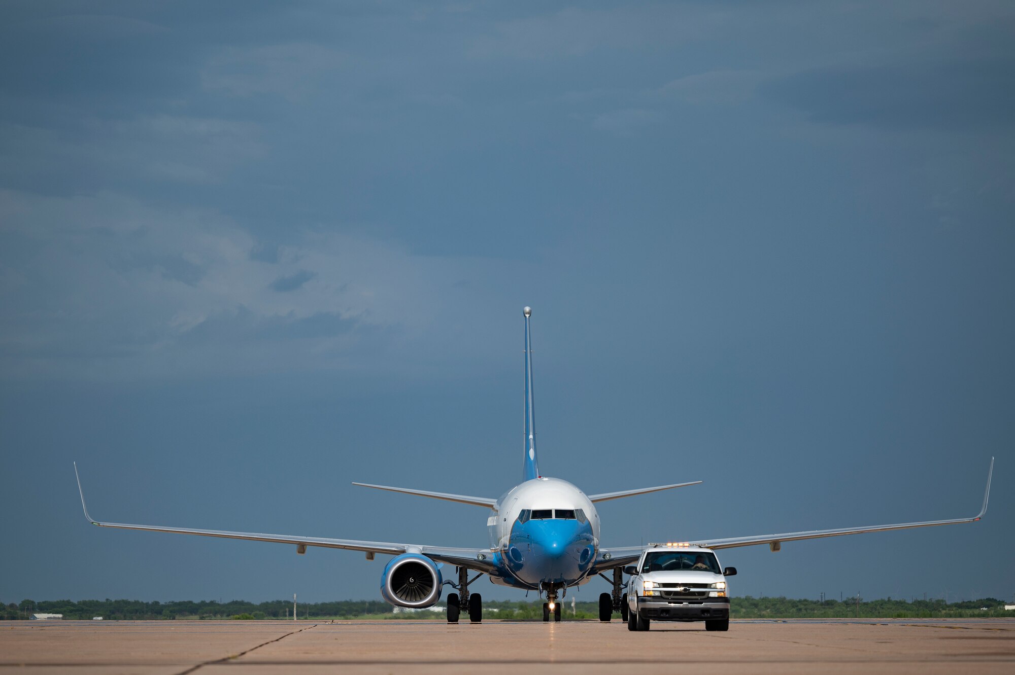 A Boeing C-40C taxis on the flightline after arriving at Dyess Air Force Base, Texas, July 28, 2021. U.S. Army Gen. Stephen R. Lyons, U.S. Transportation Command commander, visited Dyess AFB and met with Airmen assigned to the 39th Airlift Squadron to learn more about the squadron’s accomplishments during a recent deployment. (U.S. Air Force photo by Senior Airman Colin Hollowell)
