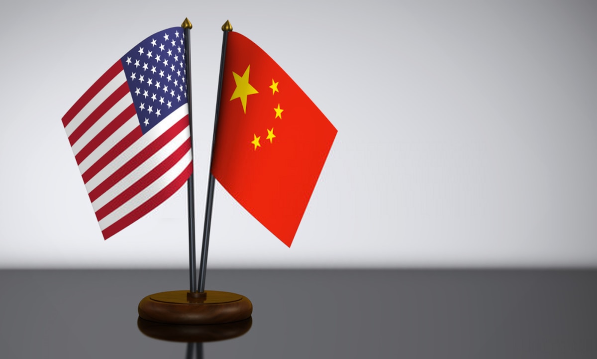 US and China conference flags