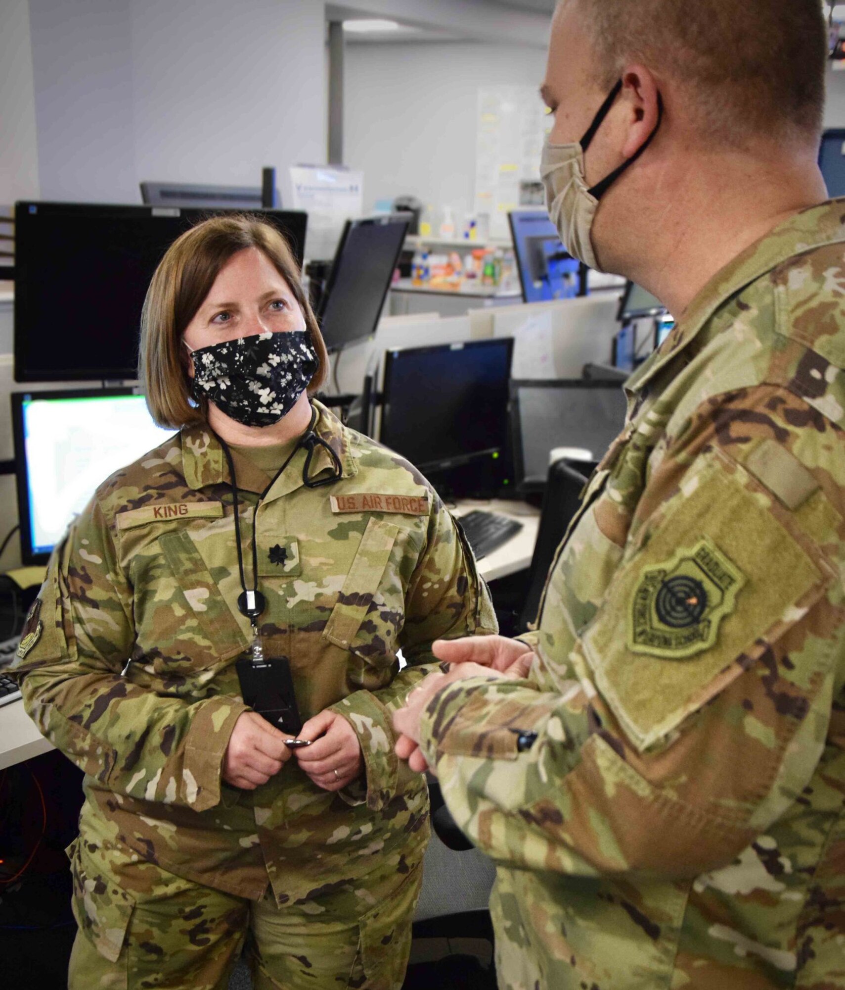 Lt Col Molly King, 618 AOC Deputy Director of Operations, was visited by General DeVoe this month who personally thanked her for her 30 years of military service in light of her upcoming retirement.