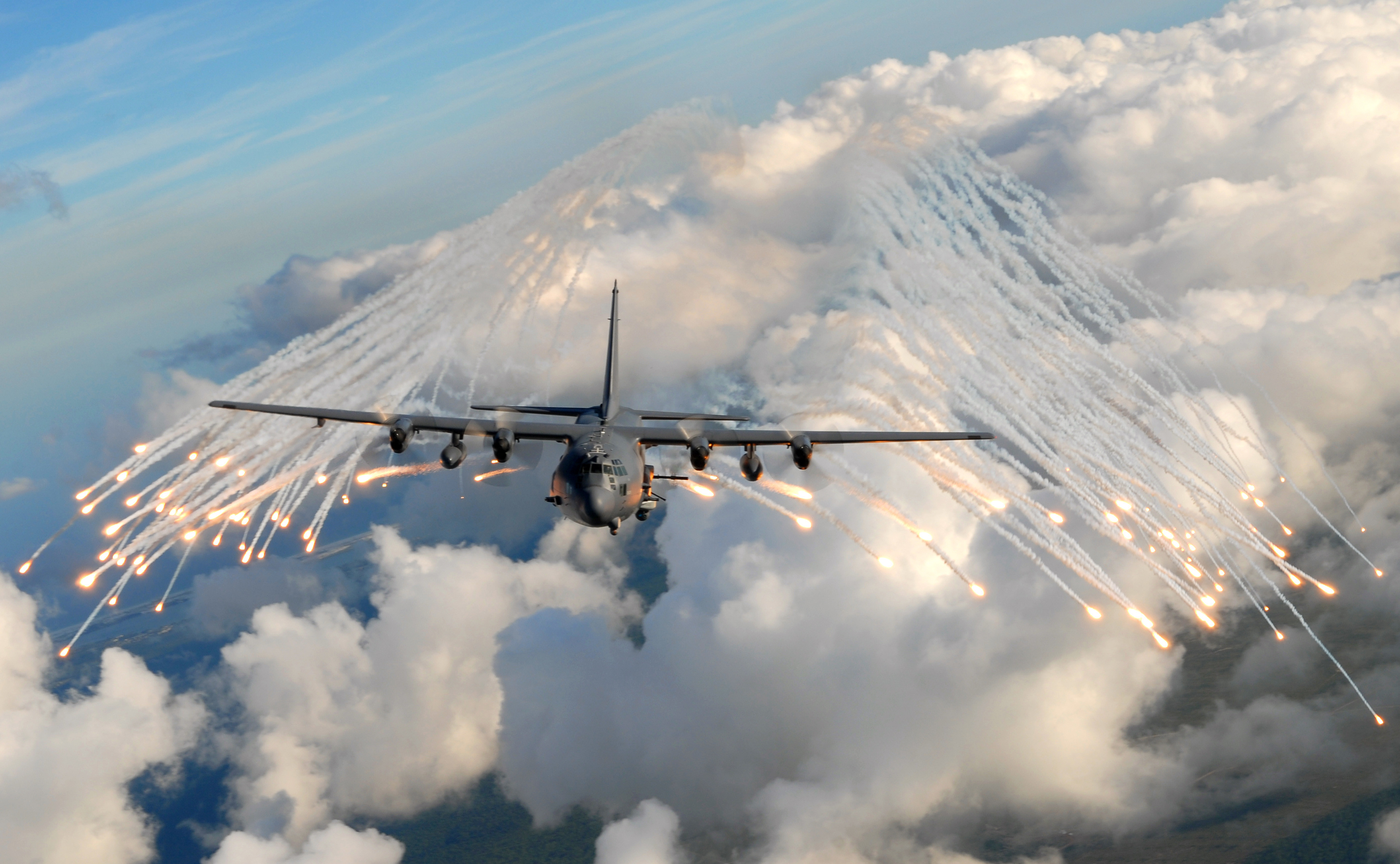 give forudsigelse aften Airframe: The AC-130 Gunship > Airman Magazine > Display