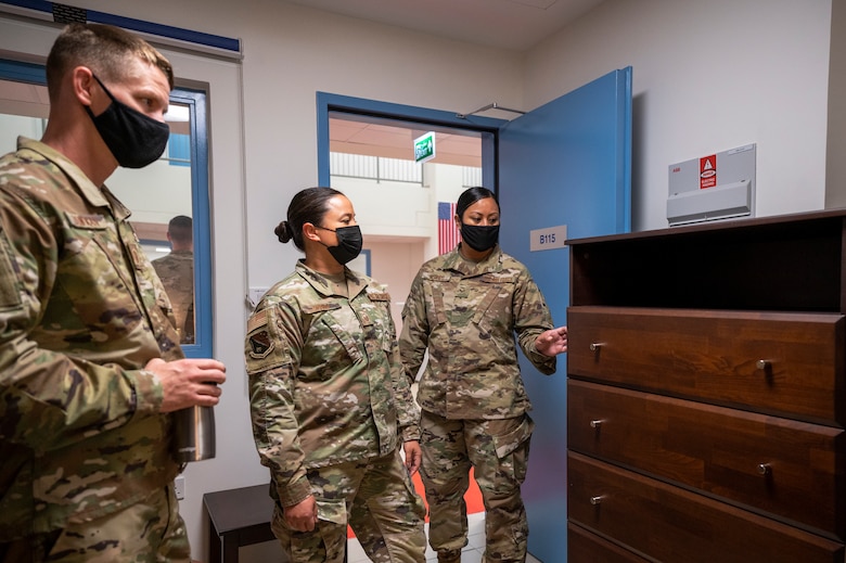 Qatar Ministry of Defense presents new dorms to AUAB > U.S. Air Forces Central > Article Display