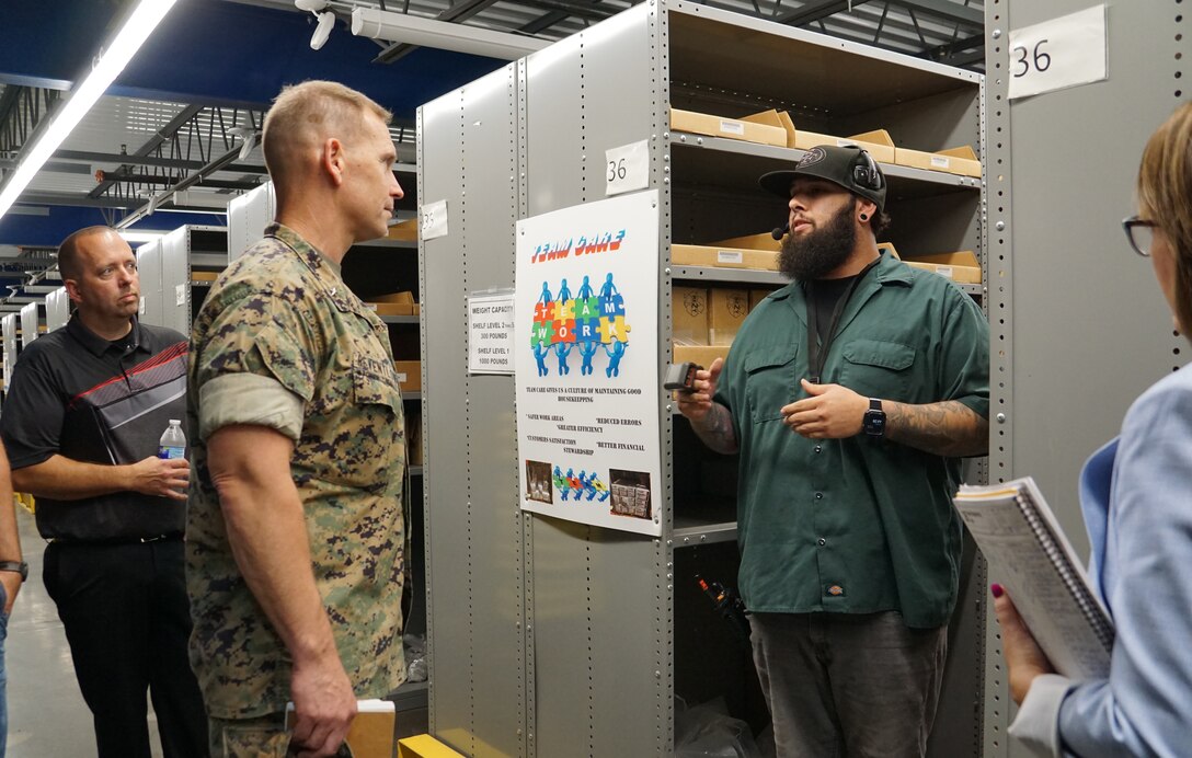 Defense Logistics Agency Distribution Commanding General Visits Dla