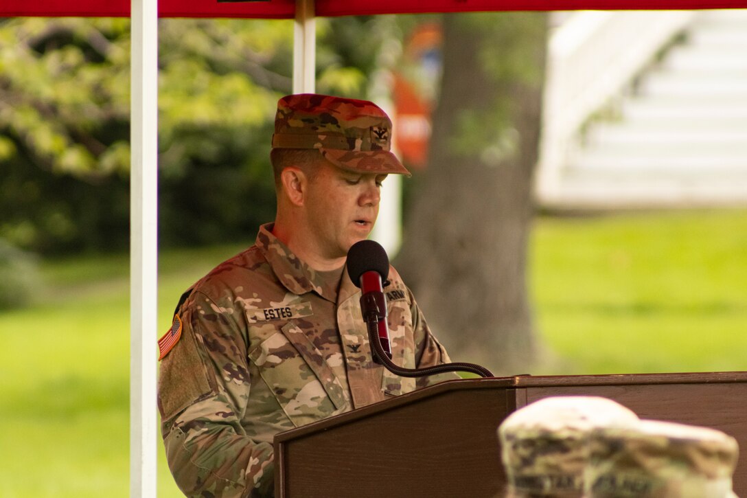U.S. Army Reserve Col. Franklin J. Estes, incoming commander for 151 Theater Information Operations Group (TIOG), gives his initial remarks to family, friends, Soldiers and guests attending the 151 TIOG change of command at historic Fort Totten, New York, 18 July 2021 (U.S. Army Reserve photo by Spc. Sean P. O'Hara, 151 Theater Information Operations Group).