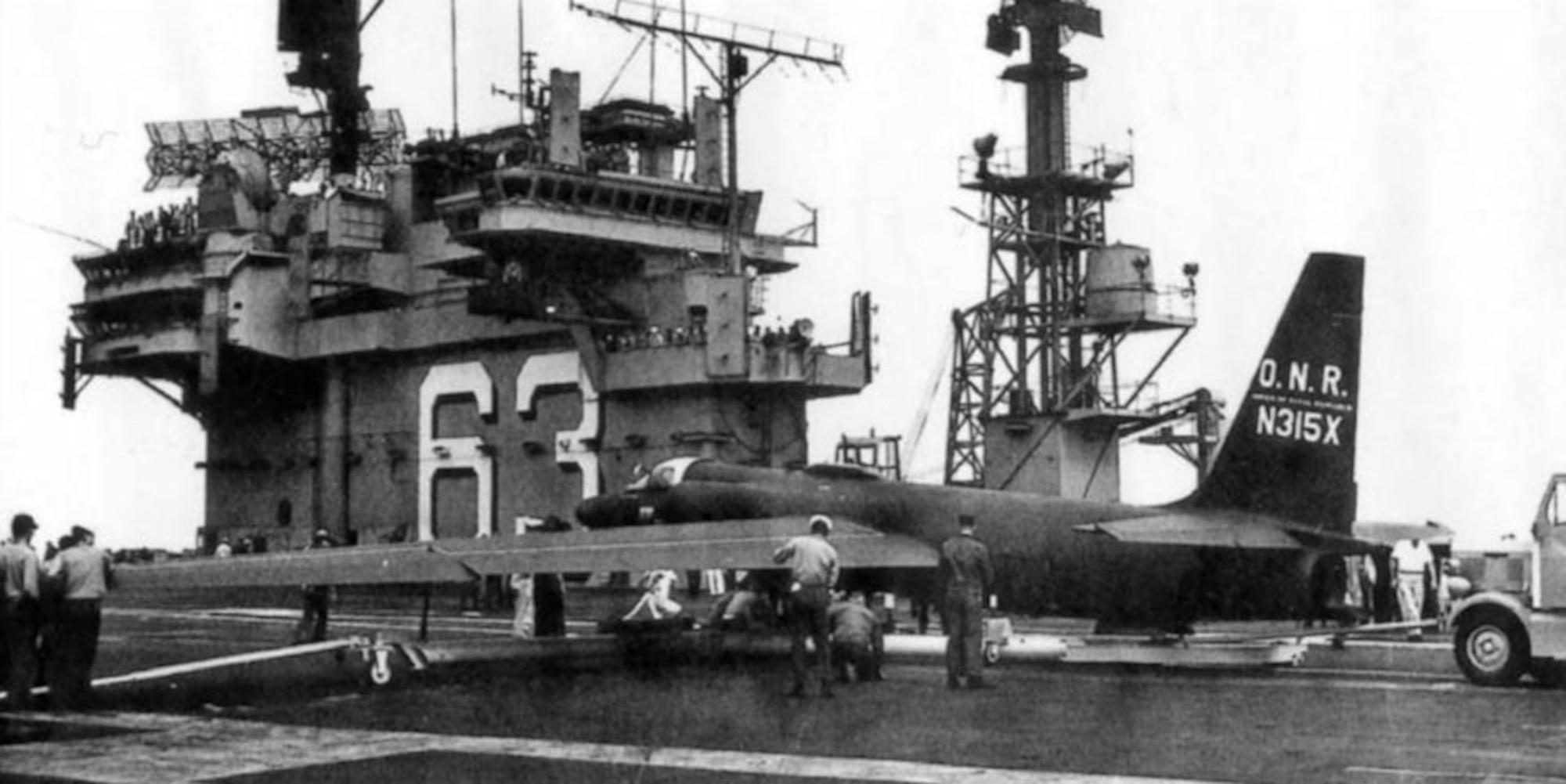 U-2G Carrier Landing - USS Kitty Hawk (Courtesy Photo)