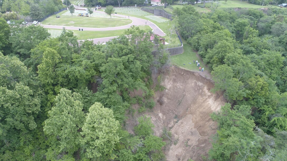 VICKSBURG, Miss. – The U.S. Army Corps of Engineers (USACE) Vicksburg District recently awarded a $9.1 million emergency contract for a stabilization project at Natchez National Cemetery.

District leadership worked with the U.S. Department of Veterans Affairs and city officials to expedite the project after high levels of erosion were discovered in the south and west reaches of the property. This effort will secure the integrity of the cemetery’s bluff from significant erosion incidents in the future to allow the cemetery to remain open for years to come.