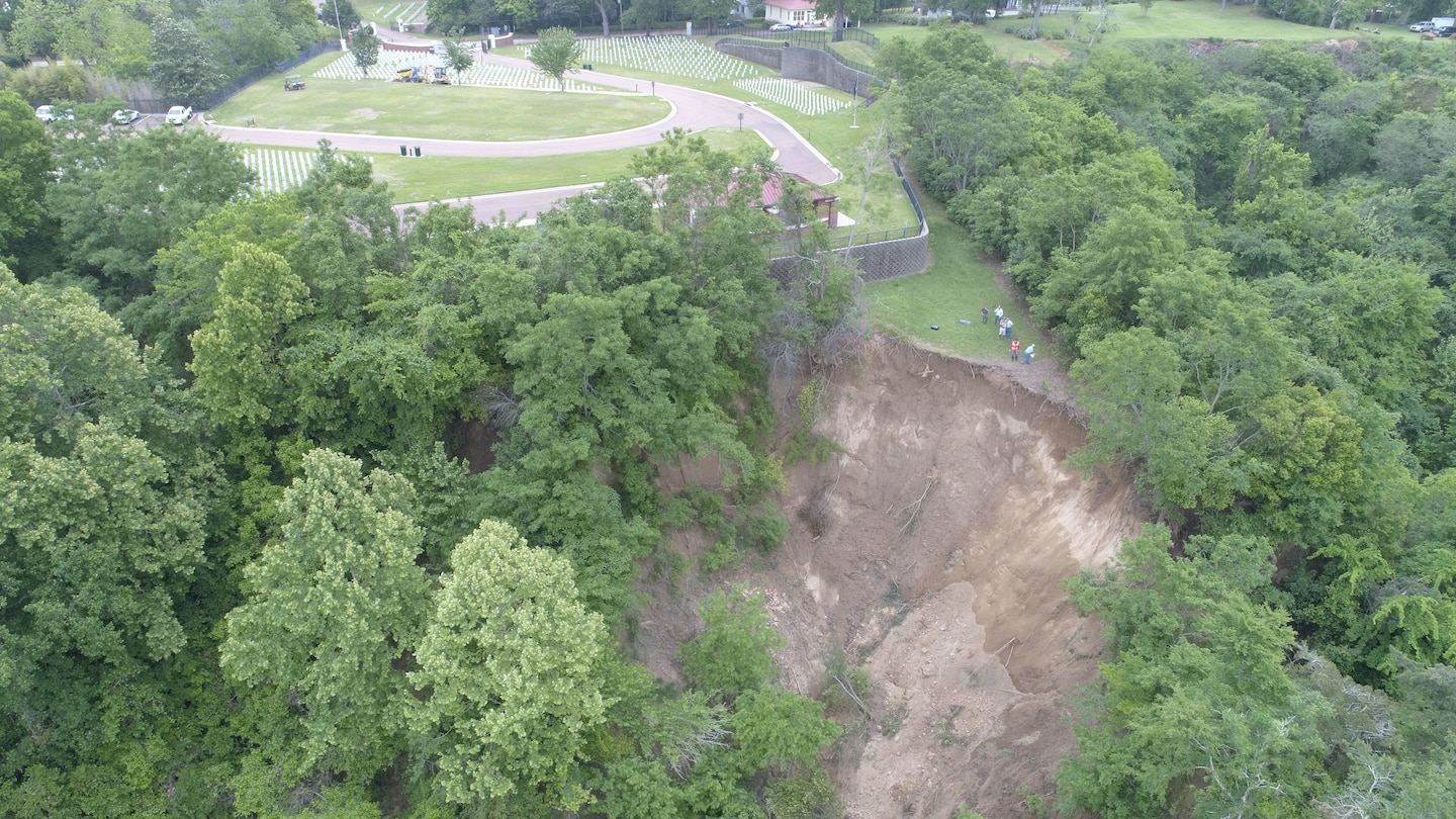 VICKSBURG, Miss. – The U.S. Army Corps of Engineers (USACE) Vicksburg District recently awarded a $9.1 million emergency contract for a stabilization project at Natchez National Cemetery.

District leadership worked with the U.S. Department of Veterans Affairs and city officials to expedite the project after high levels of erosion were discovered in the south and west reaches of the property. This effort will secure the integrity of the cemetery’s bluff from significant erosion incidents in the future to allow the cemetery to remain open for years to come.