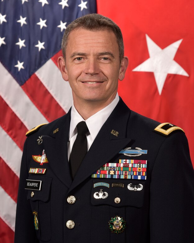 BG Guillaume Will Beaurpere USASMDC Display
