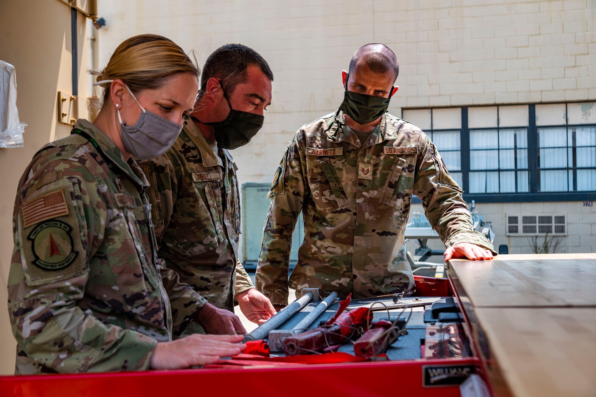 Photo of Airmen