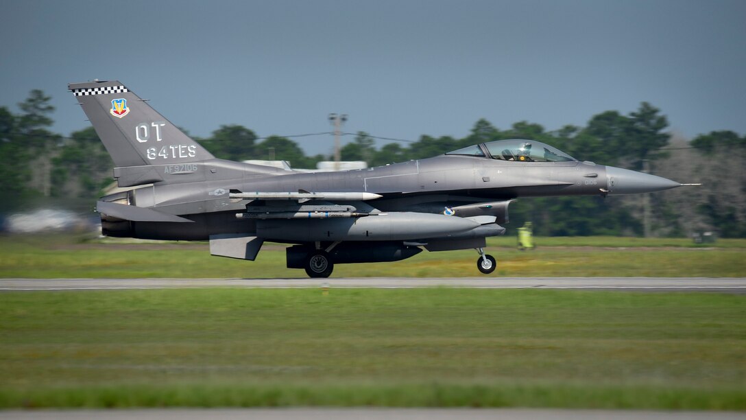 Fighting Falcons in flight
