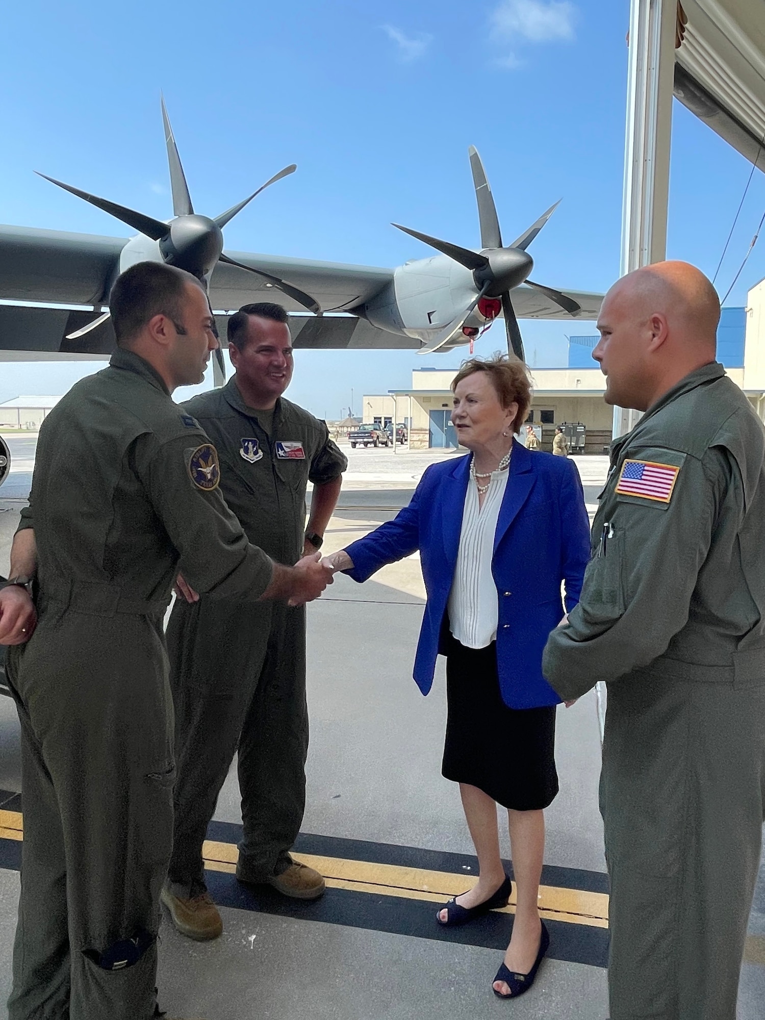 Congresswoman Granger thank C-130J air crew.