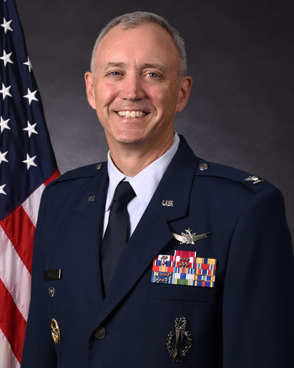 2021 Official photo of Col. Little