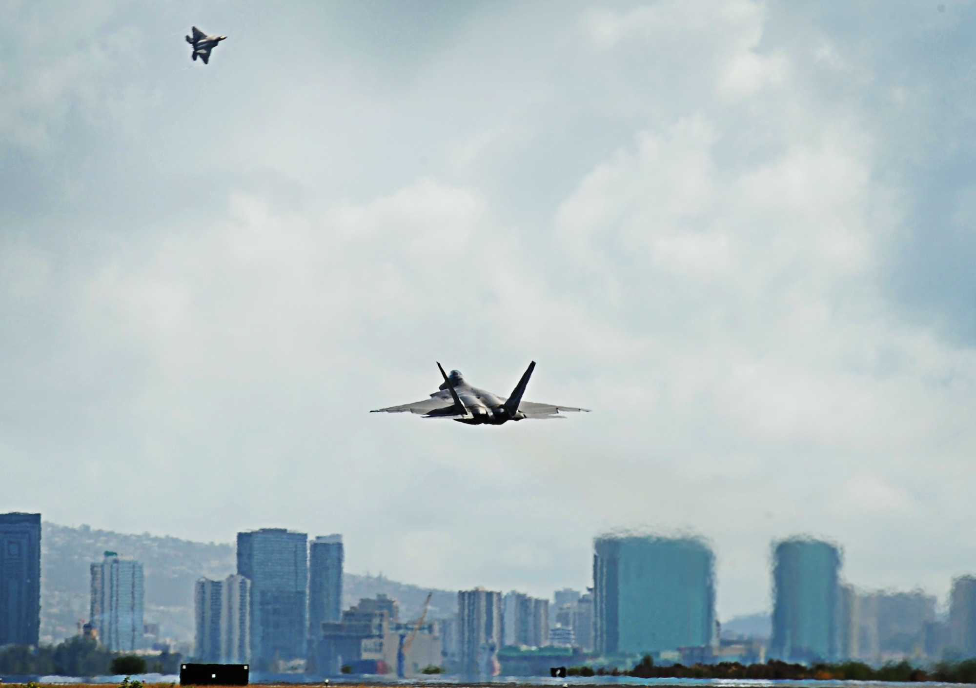 F-22 Raptors