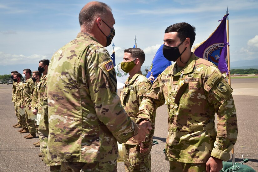 Winged Warriors receive Guatemalan Defense decorations