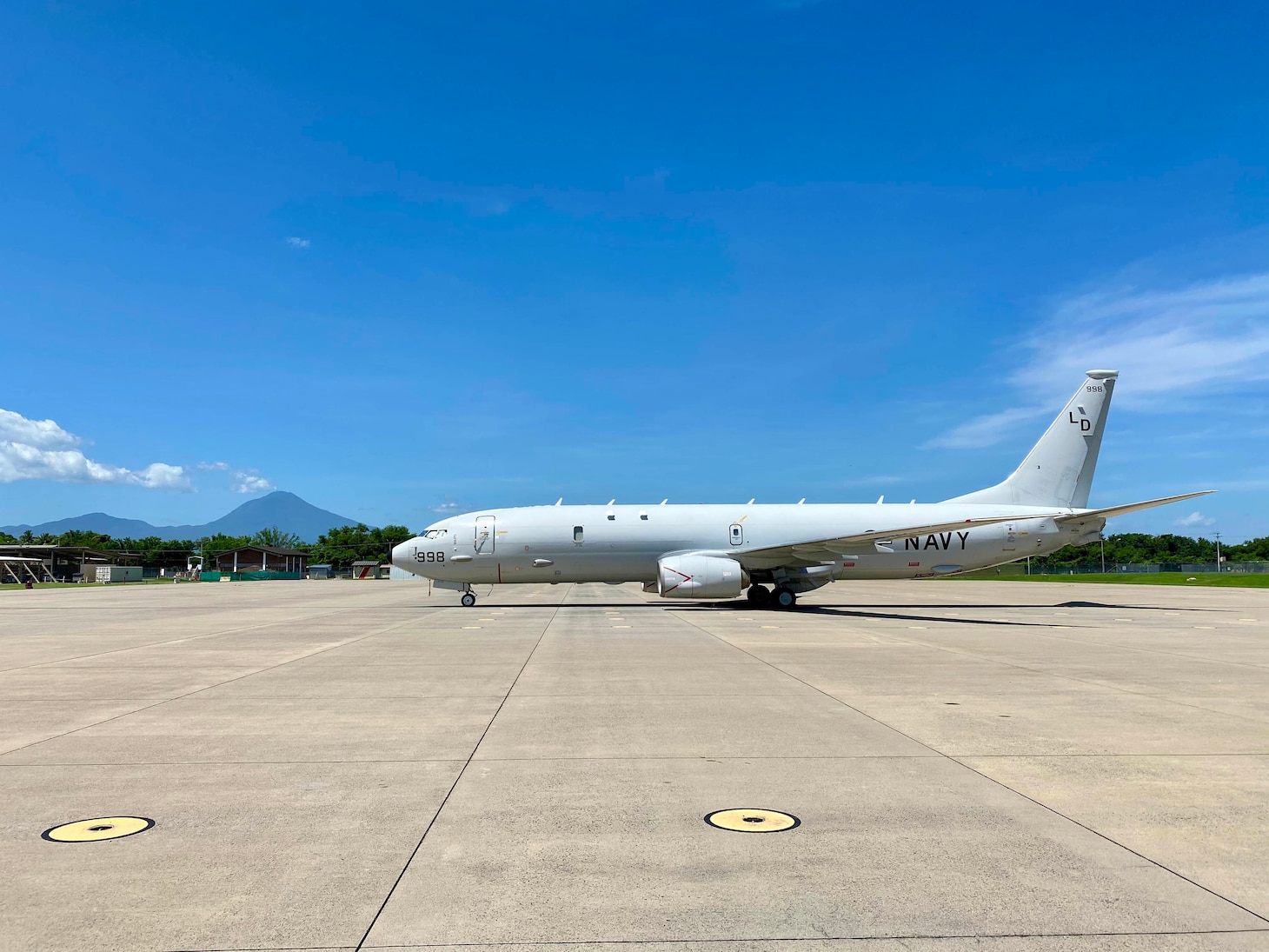 A P-8A Poseidon aircraft, attached to the “Red Lancers” of Patrol Squadron (VP) 10, waits in standby for a potential ready launch on the runway at the Cooperative Security Location (CSL) in Comalapa, El Salvador. VP-10 is deployed to U.S. Naval Forces Southern Command/U.S. 4th Fleet supporting Commander, Task Force (CTF) 47 performing maritime patrol and reconnaissance (MPRA) missions throughout the Caribbean, and Central and South America