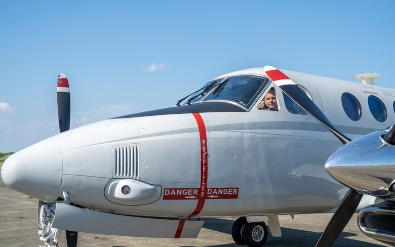 高みを目指して > Marine Corps Air Station Iwakuni-Japanese