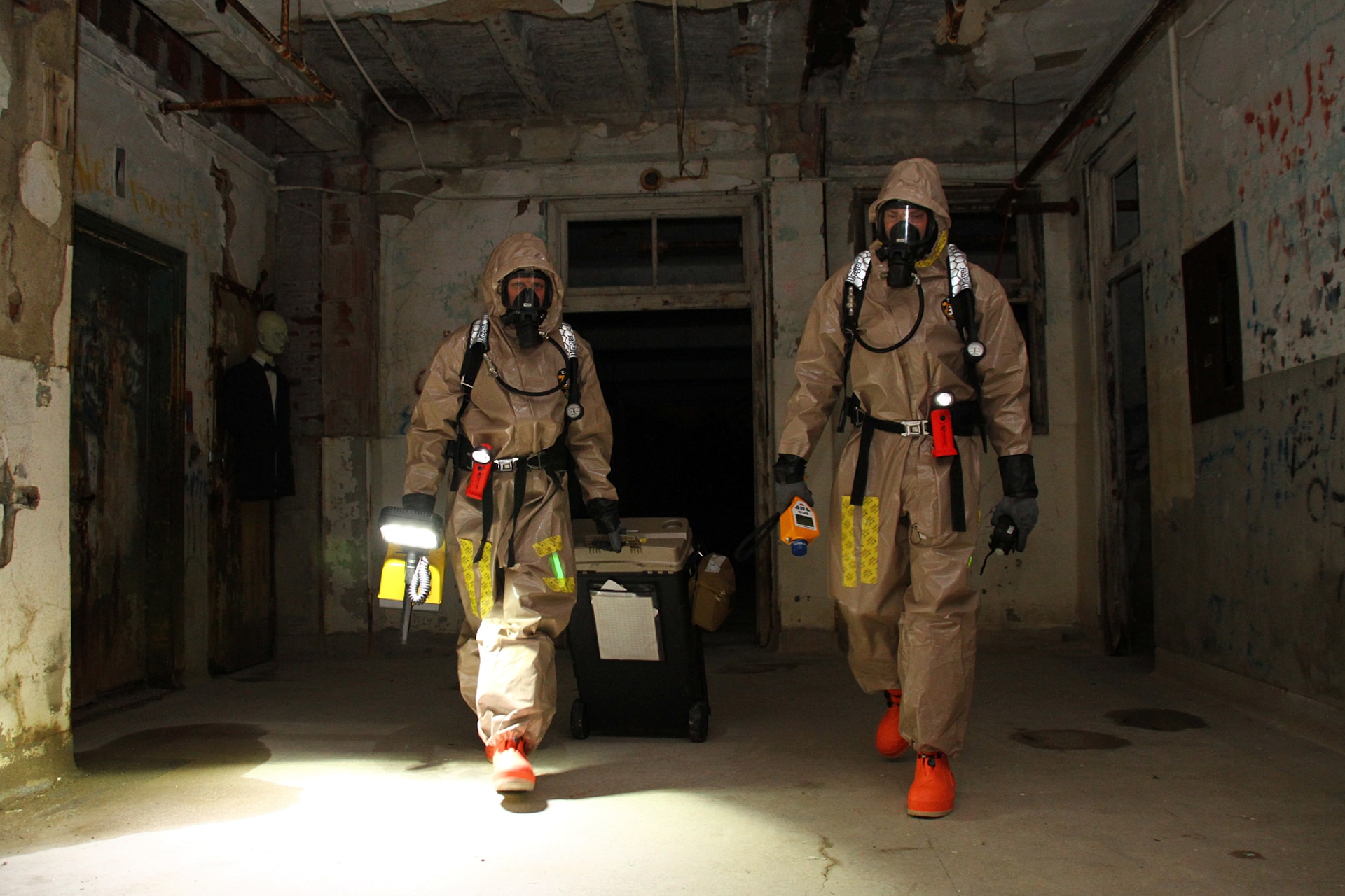 The team utilized the historic site as an suitable location for a mission with low visibility and limited communications in an unfamiliar environment.