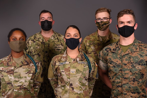 Five SASH 17 TRW students pose for a photo.