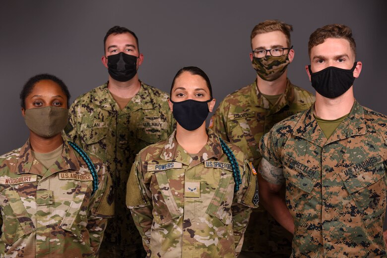 Five SASH 17 TRW students pose for a photo.