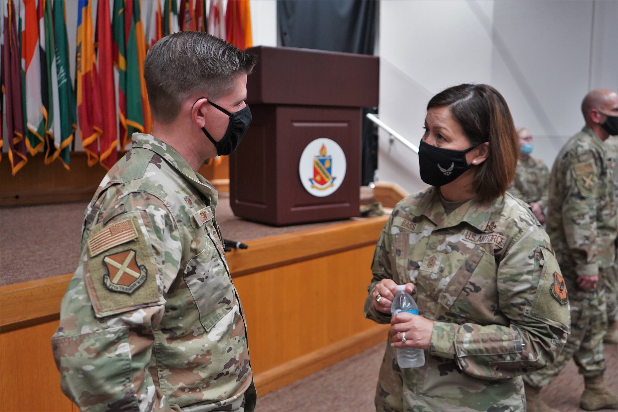 Col Wilson speaks with CMSAF Bass