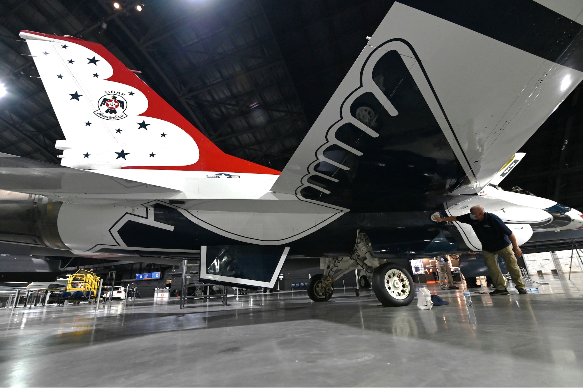 Aircraft Cleaning of F-16A.