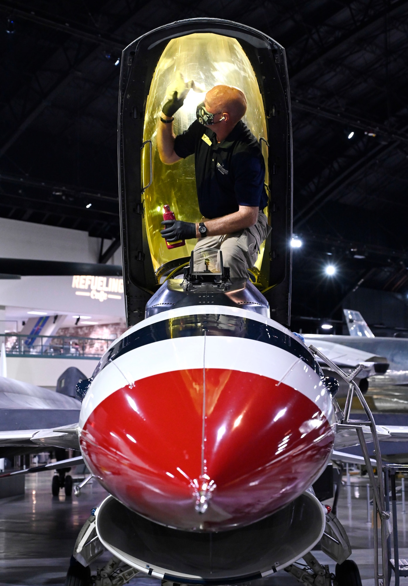 Aircraft Cleaning of F-16A.
