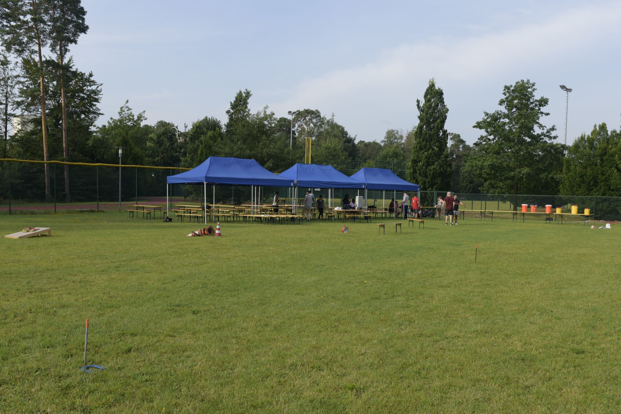 Airmen set up tables