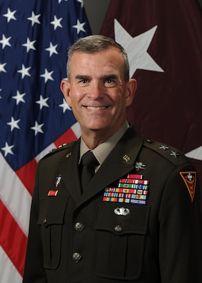 3d MC(DS) Commanding general, Joe. D. Robinson